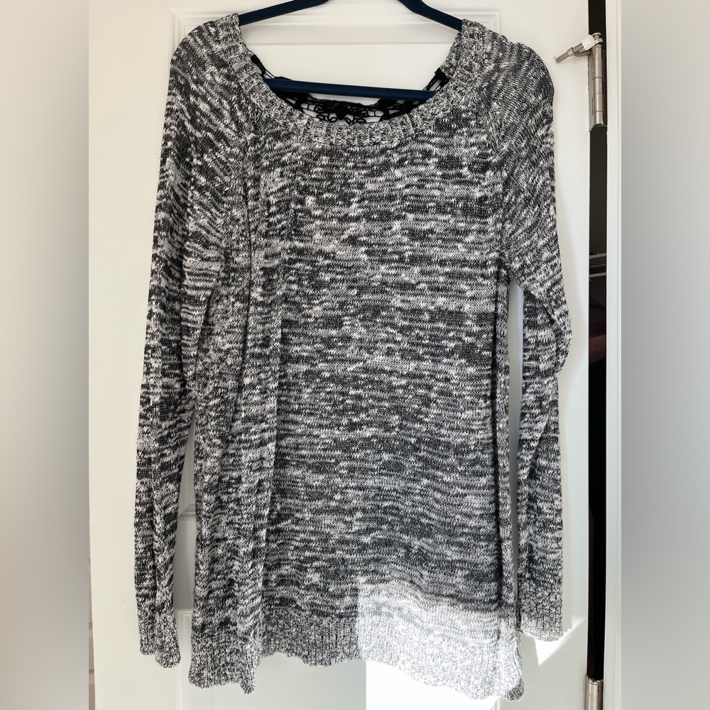 Torrid size 2, grey, white and black sweater